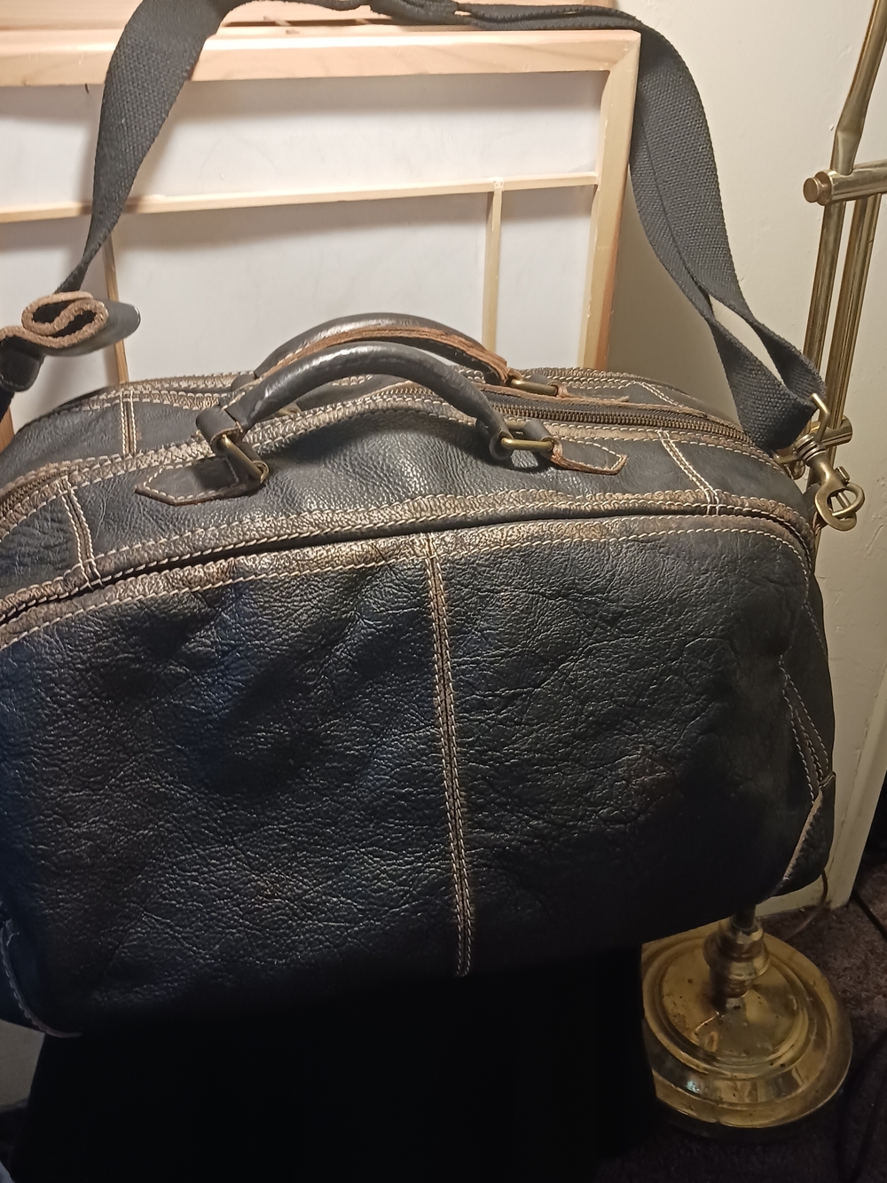 Black RIVET MEN Leather Duffel Bag with Shoulder Strap weekend,/travel Bl-Br